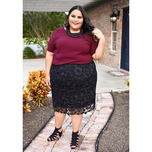 Lace Pencil Skirt Midi | SOCIETY PLUS